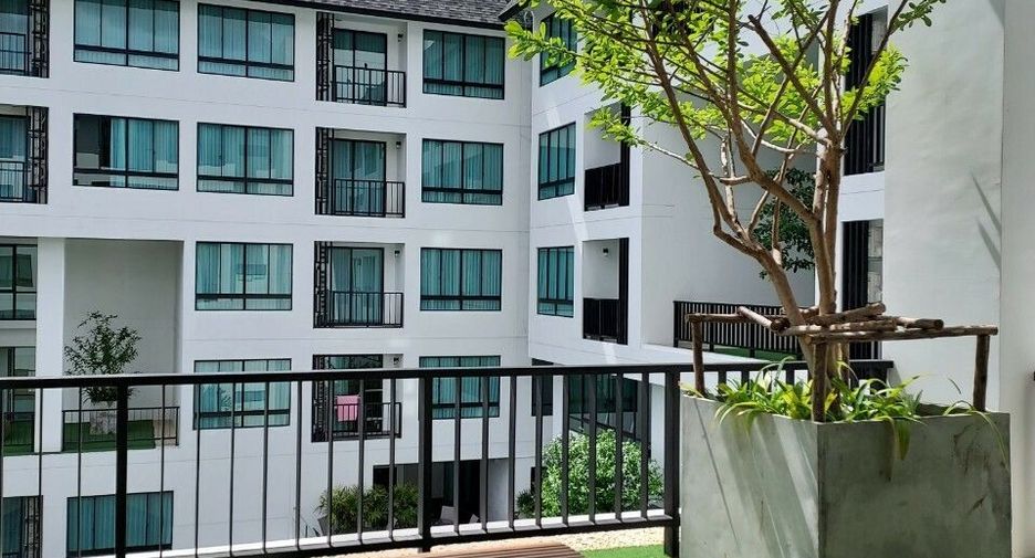 For sale 2 bedrooms condo in Si Racha, Chonburi