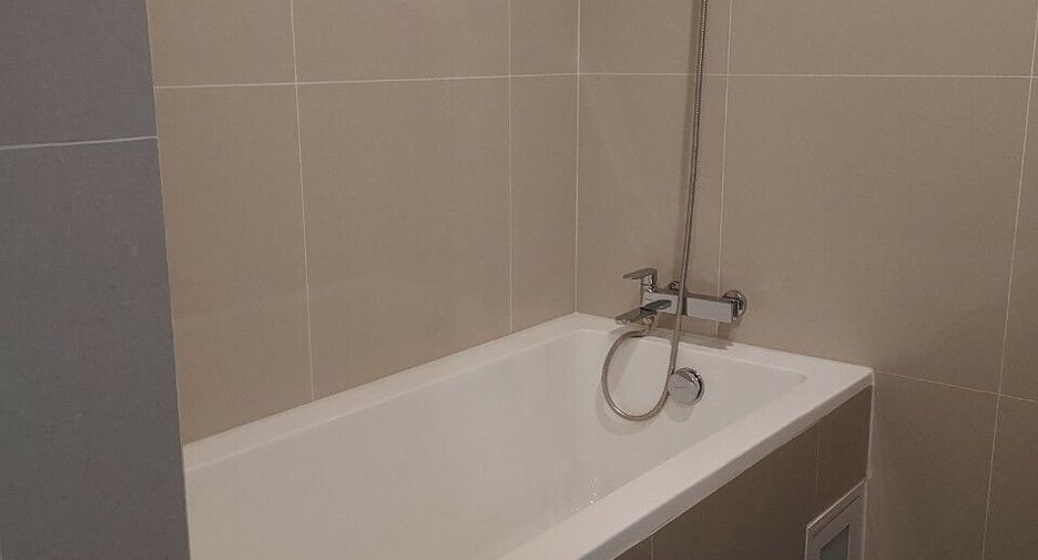 For sale 2 bedrooms condo in Si Racha, Chonburi