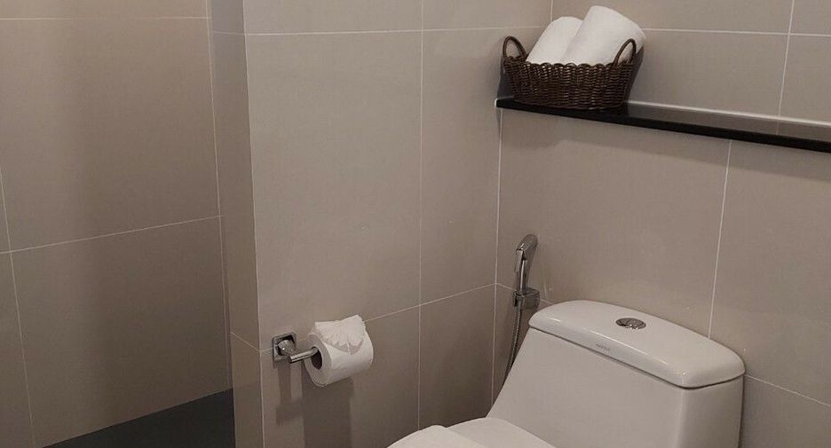 For sale 2 bedrooms condo in Si Racha, Chonburi