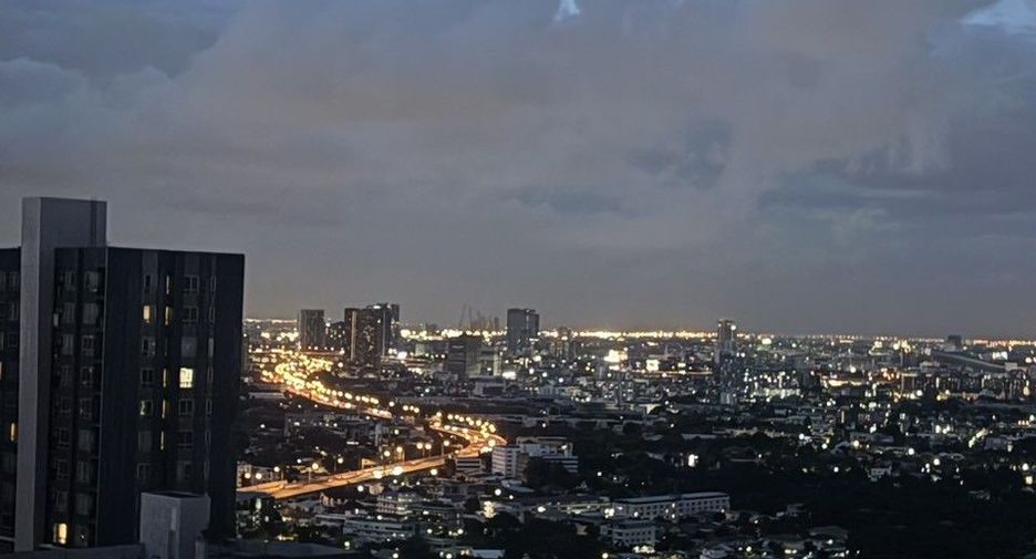 For rent 1 bed condo in Watthana, Bangkok