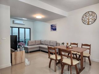 For rent 3 bedrooms townhouse in Suan Luang, Bangkok