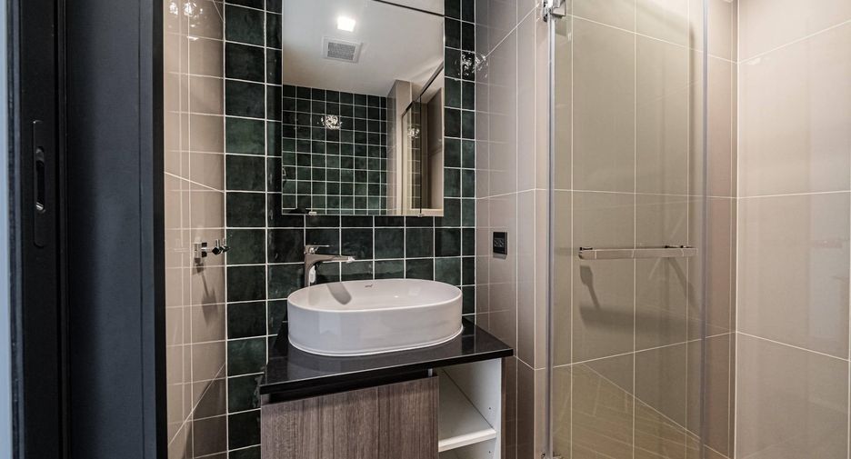 For rent 1 bed condo in Ratchathewi, Bangkok