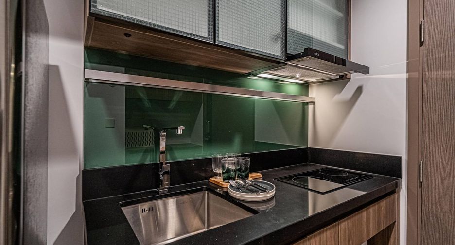 For rent 1 bed condo in Ratchathewi, Bangkok