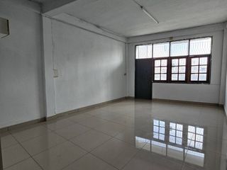 For sale and for rent 6 bedrooms retail Space in Bang Kho Laem, Bangkok
