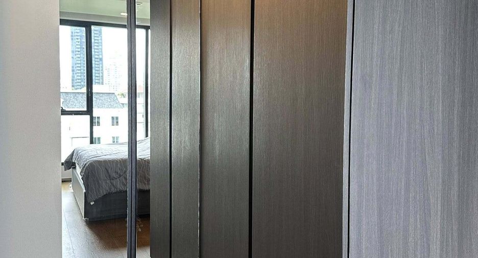 For rent 1 bed condo in Khlong Toei, Bangkok