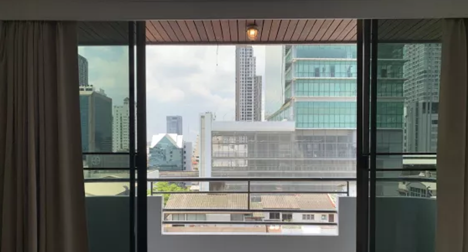 For rent 2 bedrooms apartment in Sathon, Bangkok
