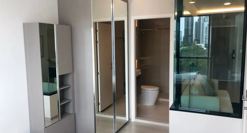 Продажа 1 кровать кондо в Кхлонг Тоеи, Бангкок