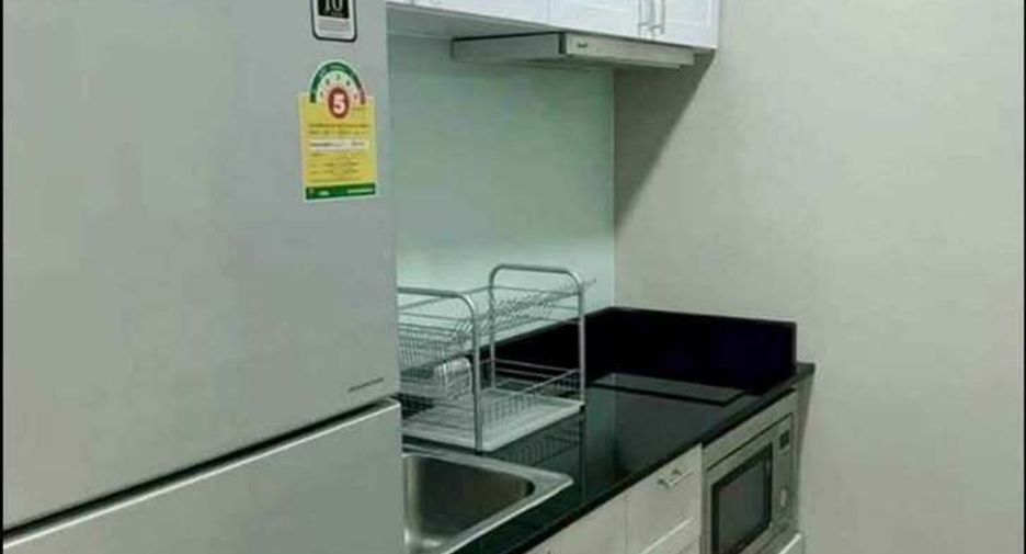 Condo en venta y en alquiler de 2 habitaciones en Bangkok Noi, Bangkok