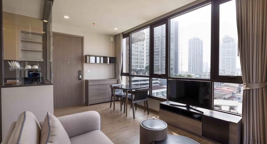 Condo en alquiler de 1 habitaciones en Khlong Toei, Bangkok