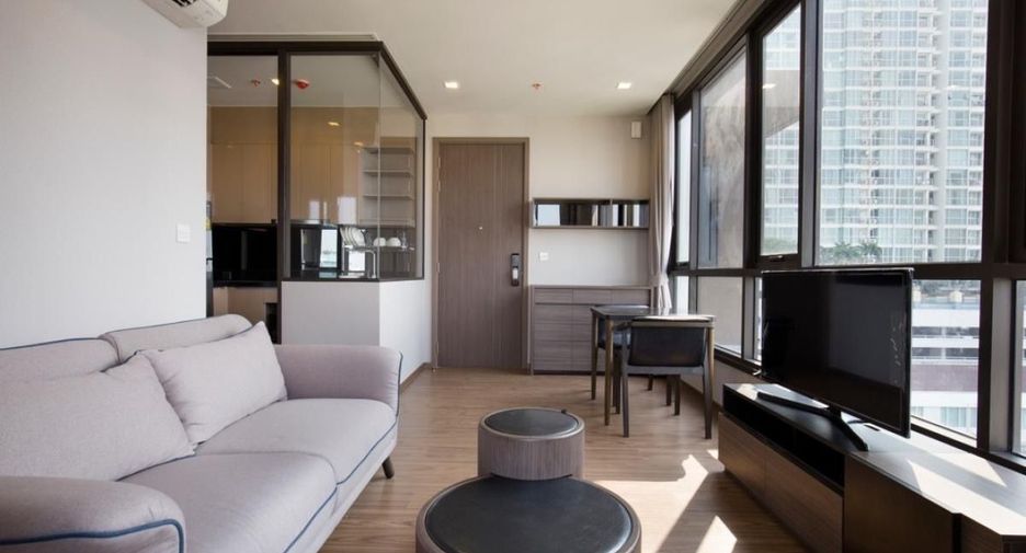 Condo en alquiler de 1 habitaciones en Khlong Toei, Bangkok