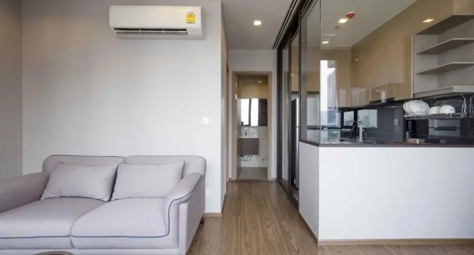 Condo en alquiler de 1 habitaciones en Khlong Toei, Bangkok