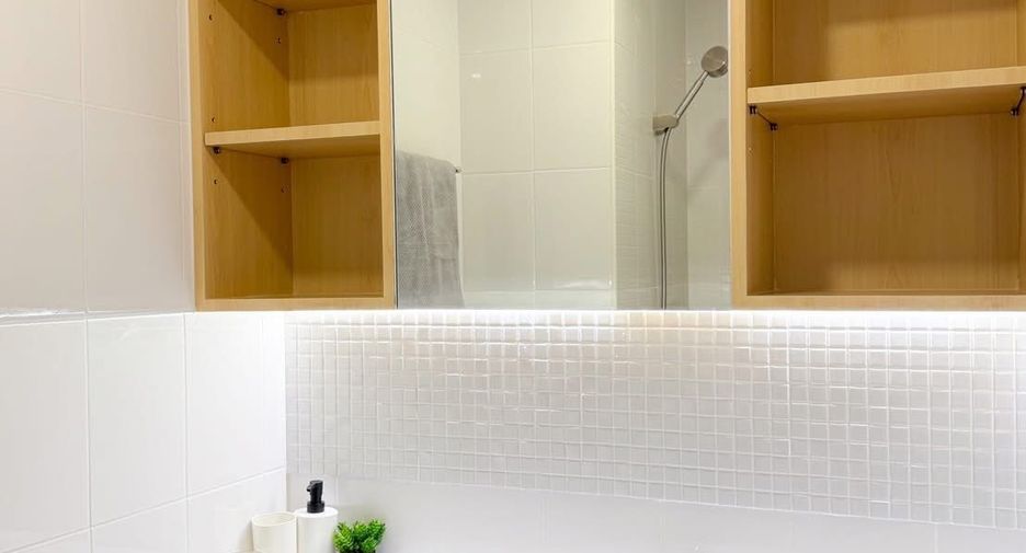 For sale 2 bedrooms condo in Bang Phli, Samut Prakan