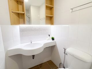 Продажа 2 спальни кондо в Bang Phli, Самутпракан
