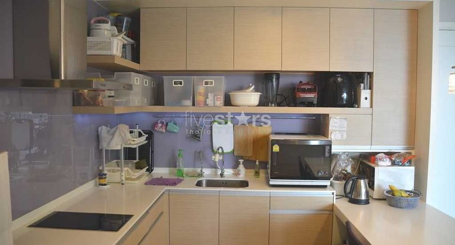 Wohnung zum Kauf mit 3 Zimmer in Watthana, Bangkok