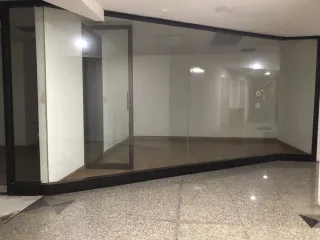 Аренда офис в Ратчатхещи, Бангкок