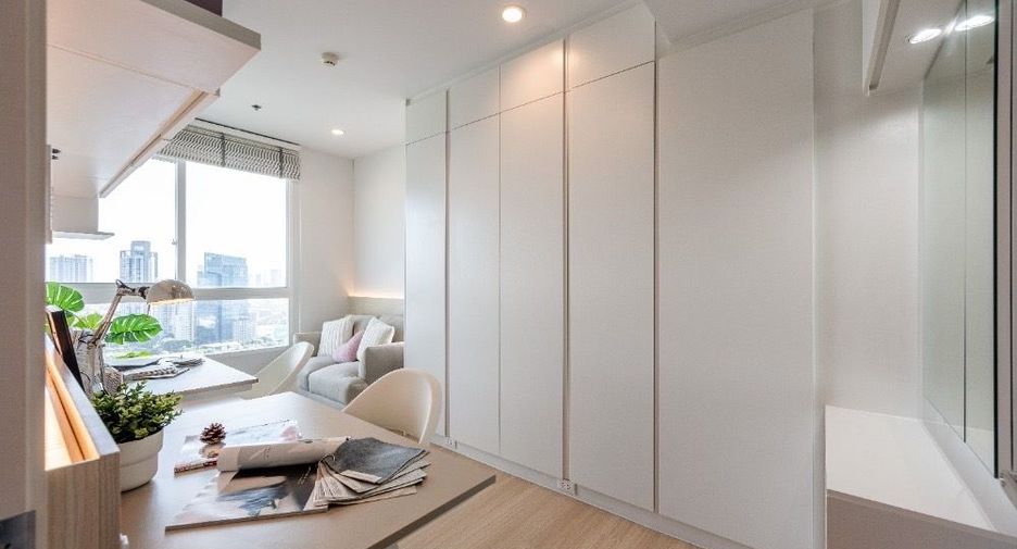 Wohnung zum Kauf mit 2 Zimmer in Yan Nawa, Bangkok