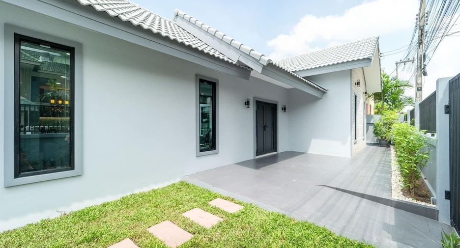 For sale 3 bedrooms house in Bang Lamung, Chonburi