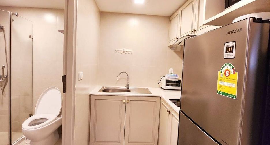 For sale 2 bedrooms condo in Bang Rak, Bangkok