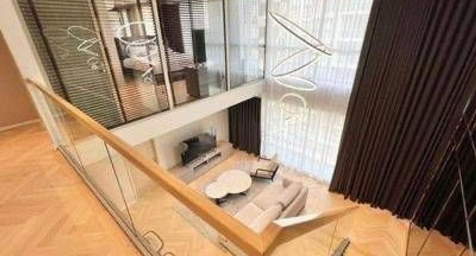 For rent 4 bedrooms condo in Watthana, Bangkok