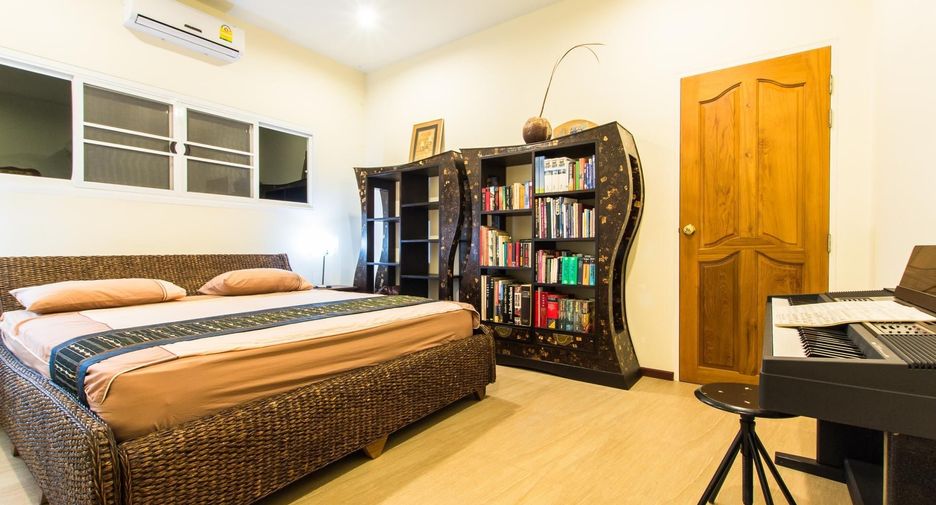 For sale 2 bedrooms villa in Mueang Phuket, Phuket