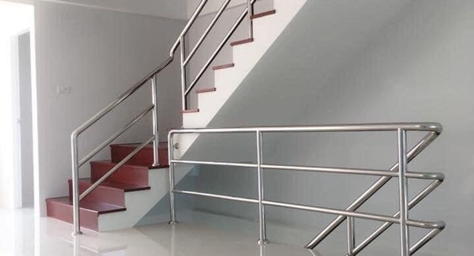 For rent 3 bedrooms retail Space in Min Buri, Bangkok