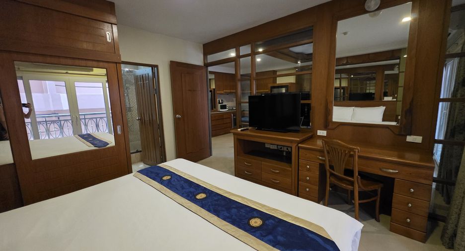 For sale 1 bed condo in Bang Lamung, Chonburi