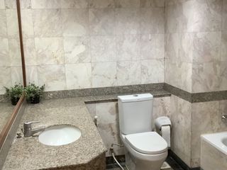 Аренда 2 спальни кондо в Щаттхана, Бангкок