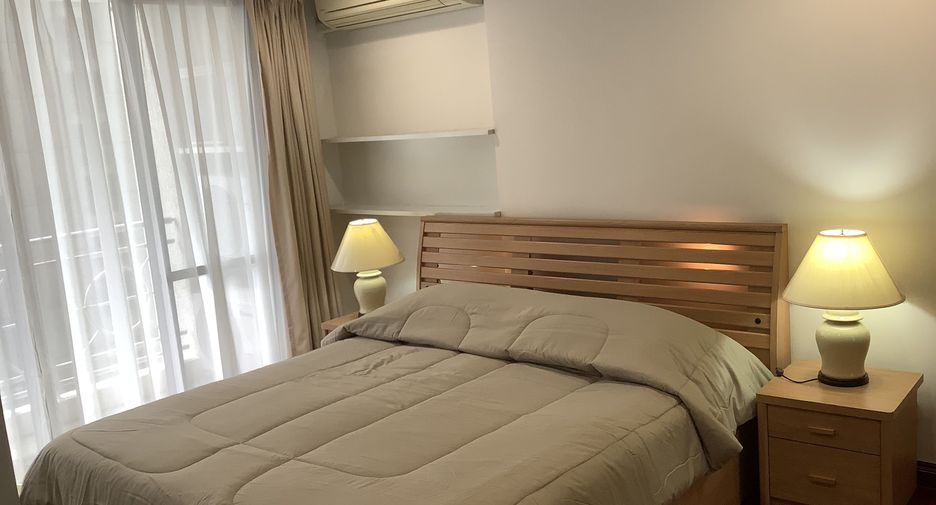 For rent 2 bedrooms condo in Watthana, Bangkok