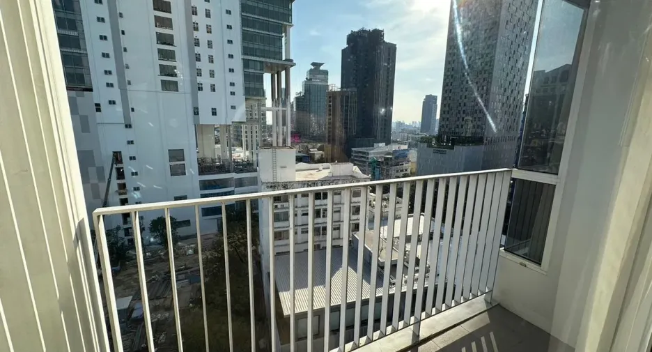 For rent 1 bed condo in Watthana, Bangkok