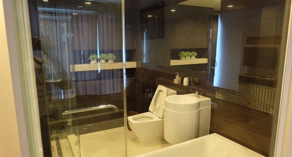For sale 2 bedrooms condo in Sathon, Bangkok