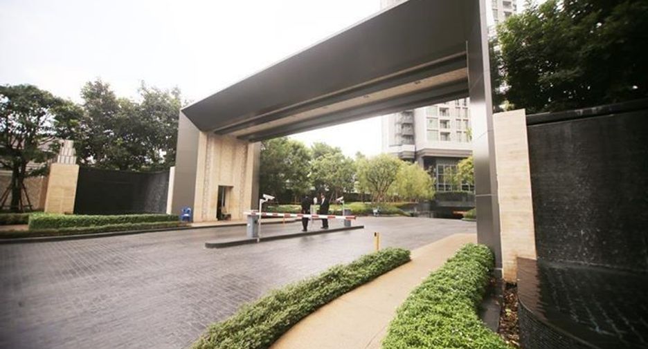 For sale 2 bedrooms condo in Sathon, Bangkok