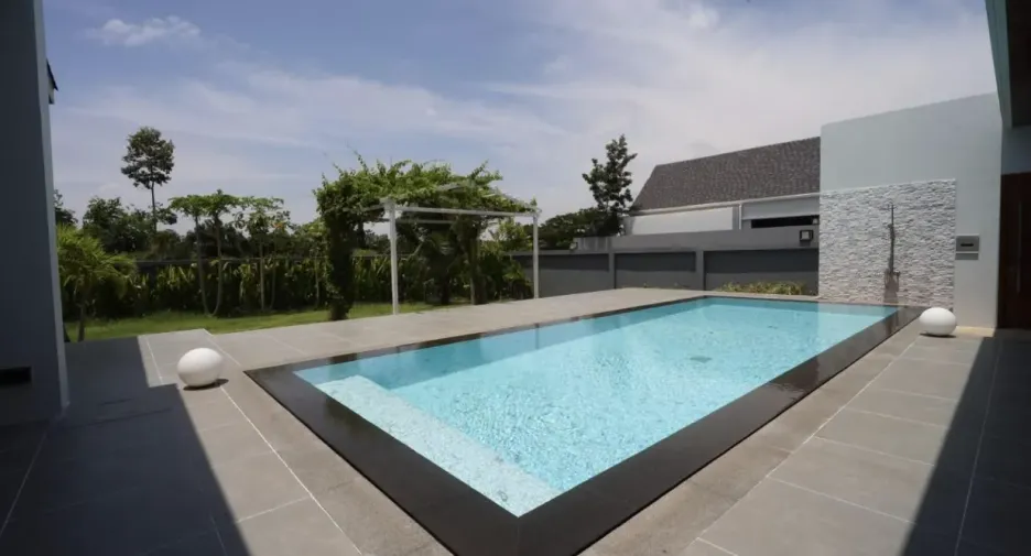 Villa en venta de 4 habitaciones en Bang Lamung, Chonburi