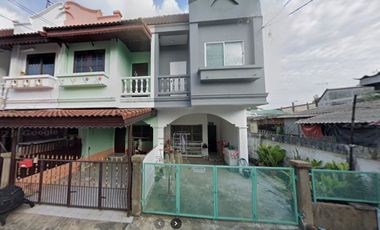 For rent 3 bedrooms townhouse in Sai Mai, Bangkok