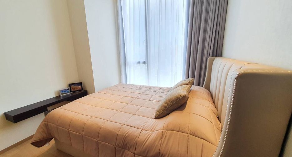 For rent 2 bedrooms condo in Khlong Toei, Bangkok