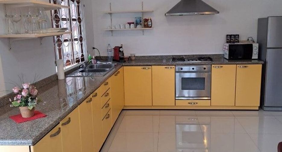 Casa en venta de 3 habitaciones en Mueang Phuket, Phuket