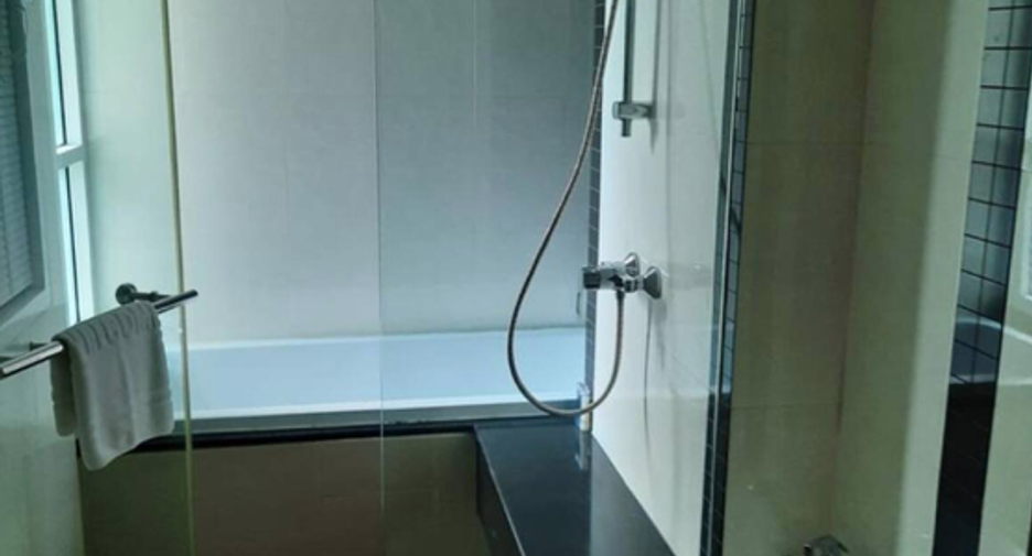For sale 1 bed condo in Watthana, Bangkok