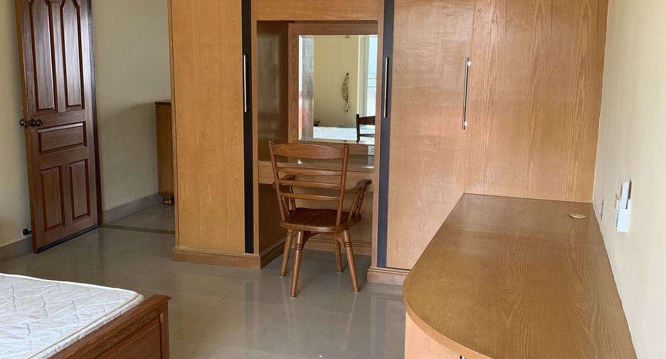 Condo en alquiler de 2 habitaciones en Watthana, Bangkok