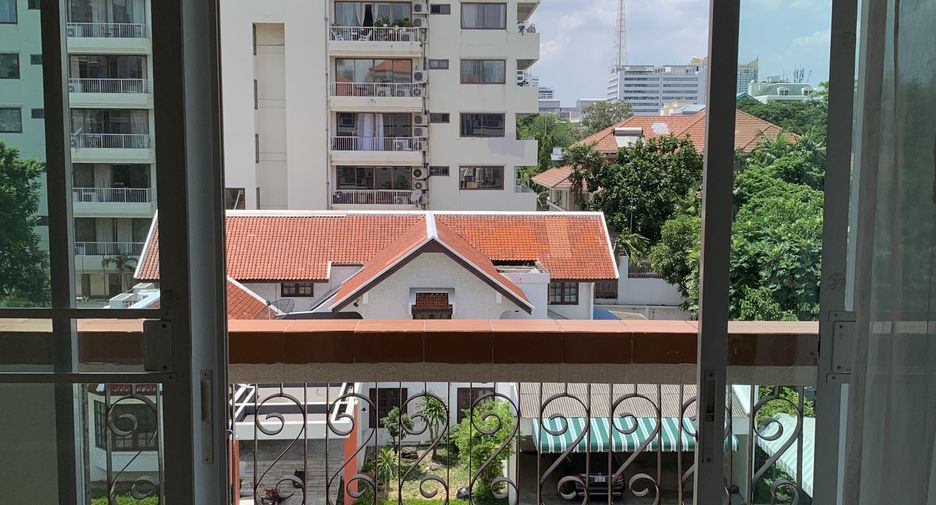 Condo en alquiler de 2 habitaciones en Watthana, Bangkok
