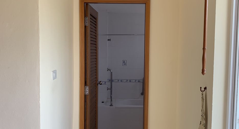 Condo en alquiler de 2 habitaciones en Watthana, Bangkok