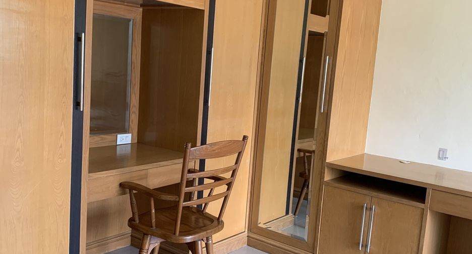 Condo en alquiler de 2 habitaciones en Watthana, Bangkok