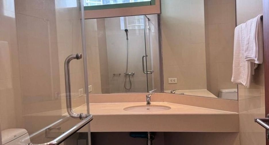 For rent 2 bedrooms condo in Bang Kho Laem, Bangkok