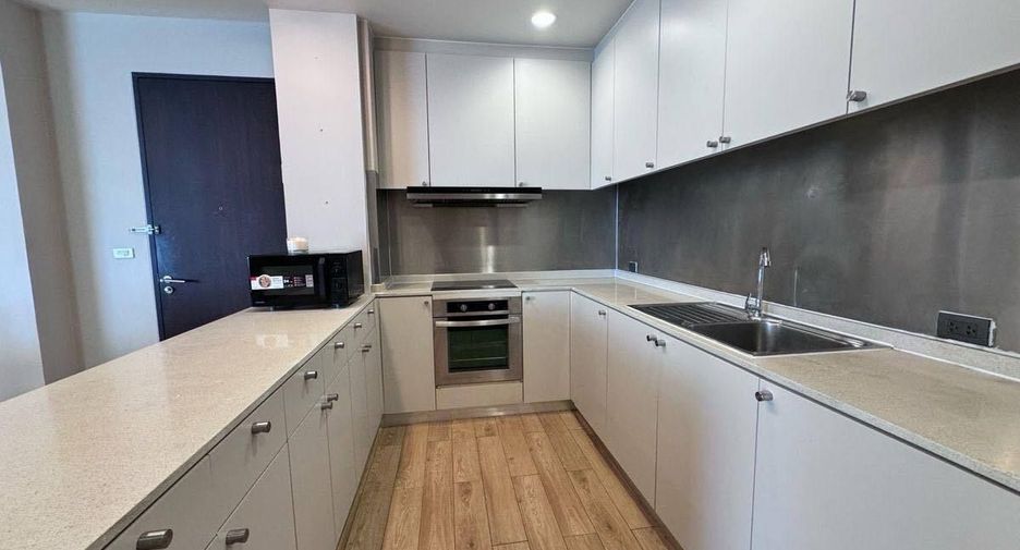 For rent 2 bedrooms condo in Bang Kho Laem, Bangkok