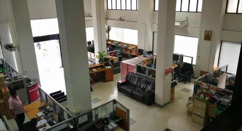 Oficina en venta en Huai Khwang, Bangkok