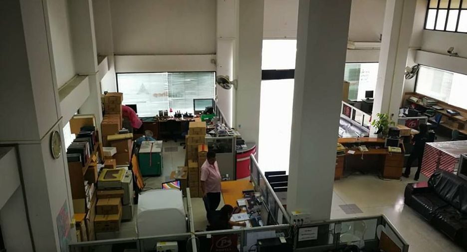 Oficina en venta en Huai Khwang, Bangkok