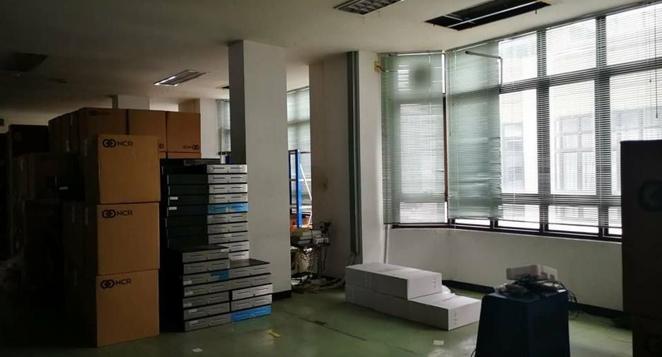 Oficina en venta en Huai Khwang, Bangkok