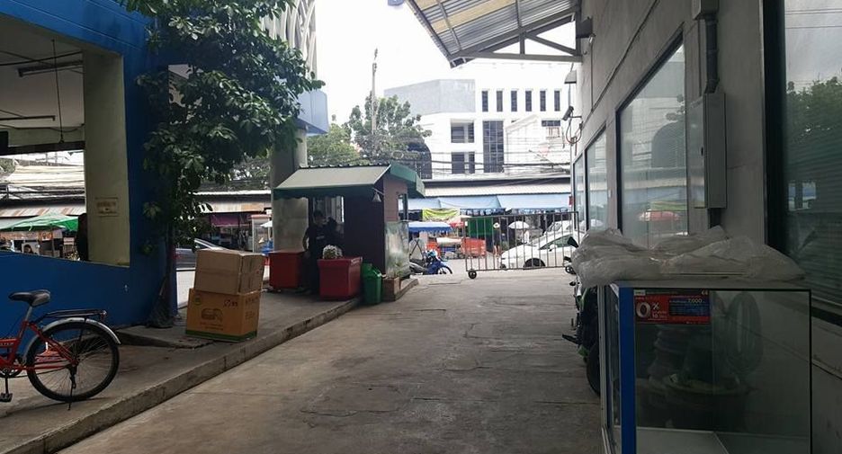 Oficina en venta en Huai Khwang, Bangkok