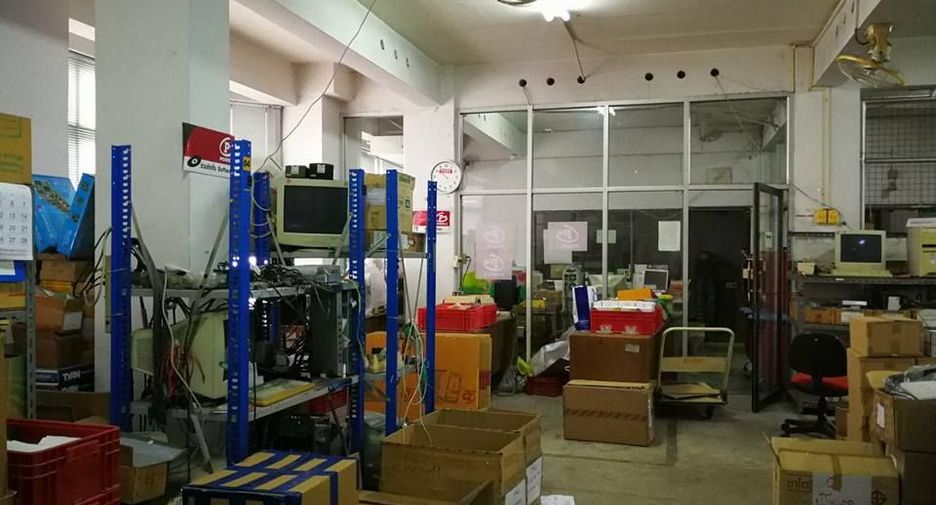 Oficina en venta en Huai Khwang, Bangkok