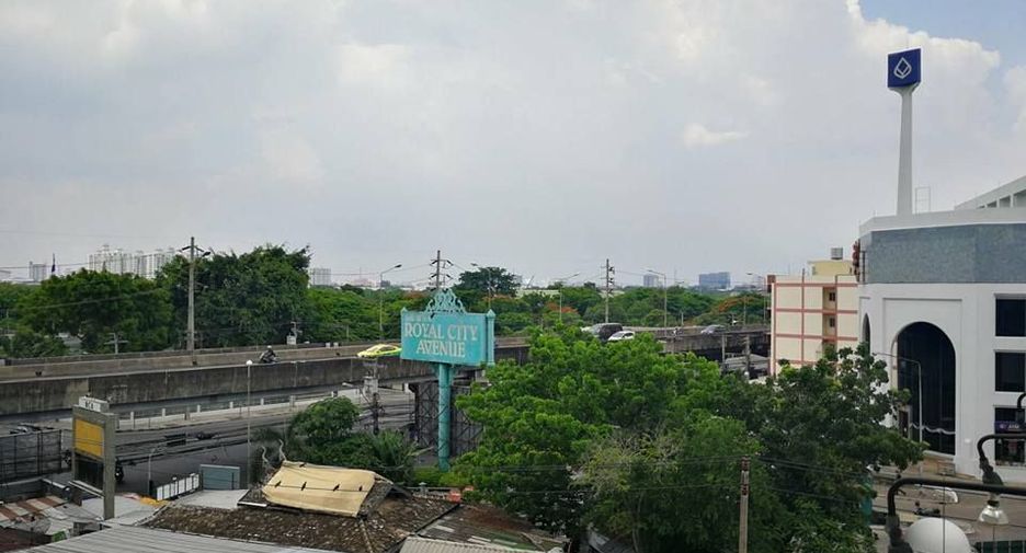 Oficina en venta en Huai Khwang, Bangkok