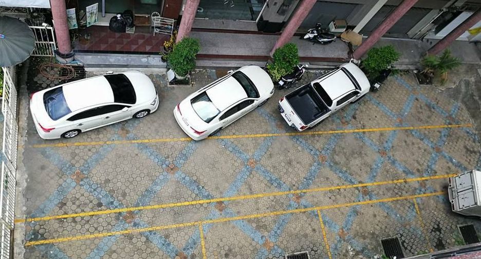 Oficina en venta en Huai Khwang, Bangkok