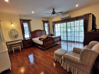 For rent 4 bedrooms house in Mueang Samut Prakan, Samut Prakan
